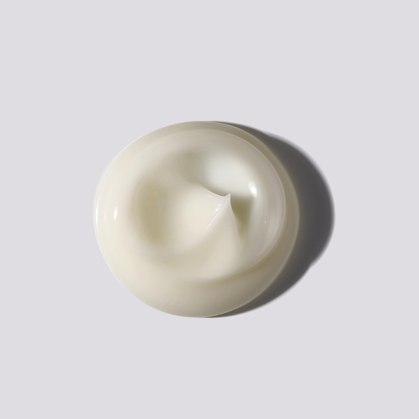 shu uemura art of hair Essence Absolue Nourishing Overnight Hair Serum - Hydrates and Detangles, Reduces Frizz and Enhances Shine, Lightweight Formula
