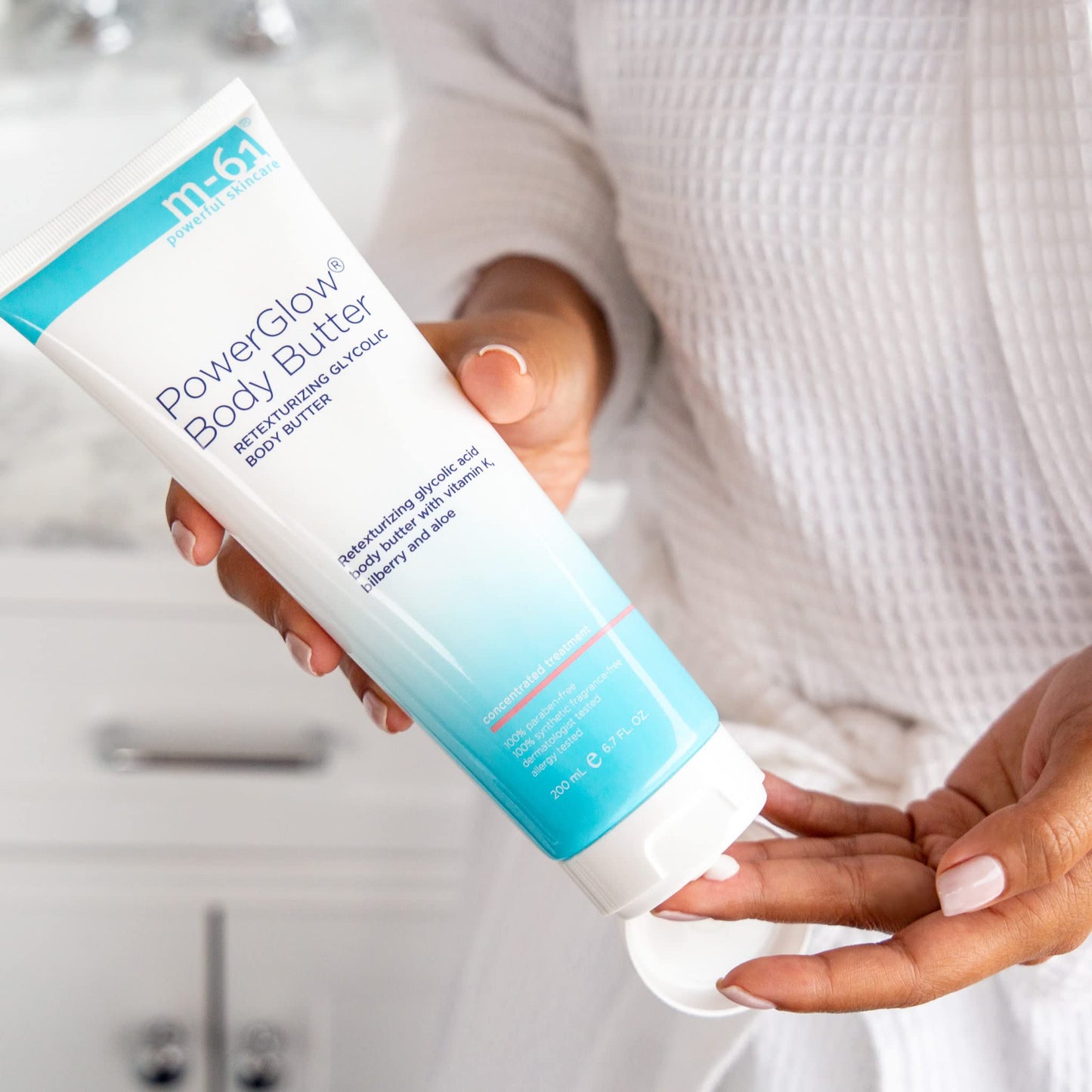 m-61 PowerGlow Body Butter - Smoothing and retexturizing body butter with glycolic, vitamin K and aloe.