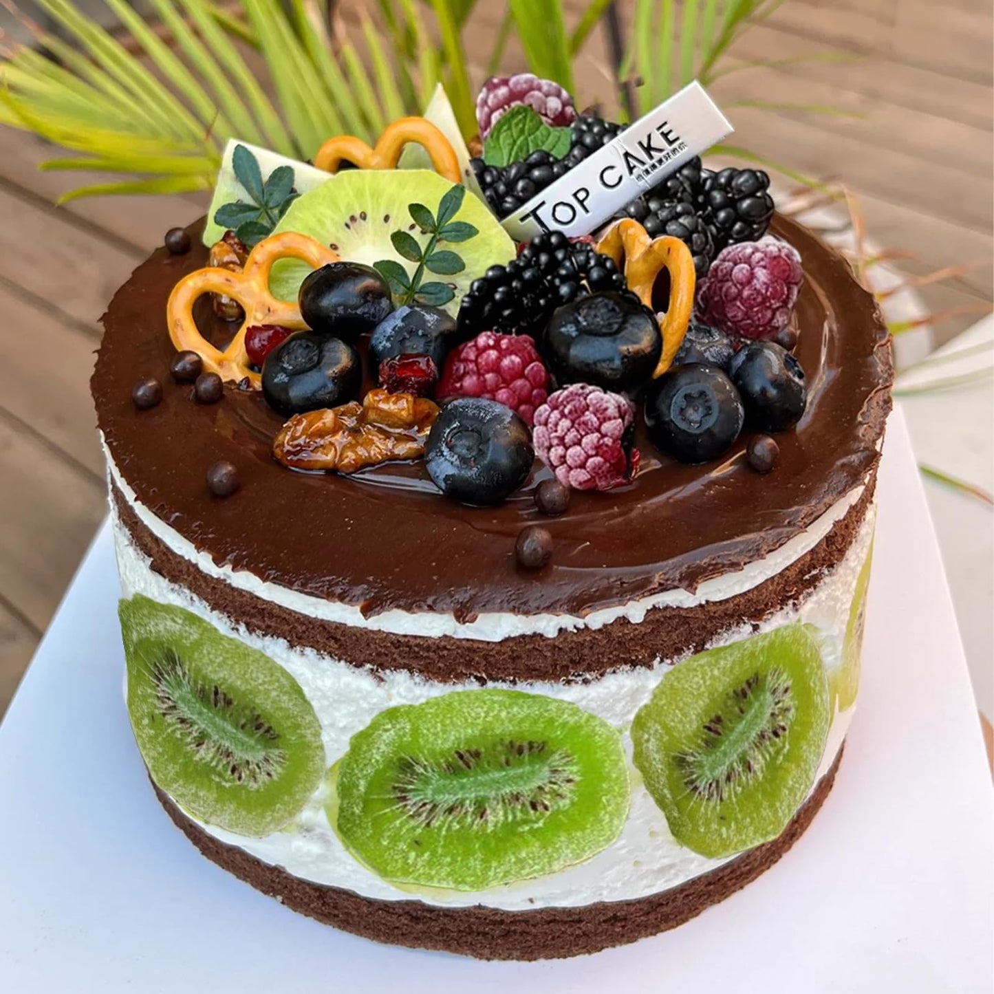 BAYUEDEGUA-Dried kiwi fruit 250g/8.81oz Green core kiwi dried fruit,Candied fruit jerky,Sweet and sour,Appetizing.Dessert decoration,Tea drinks,Baking,Breakfast pairing.