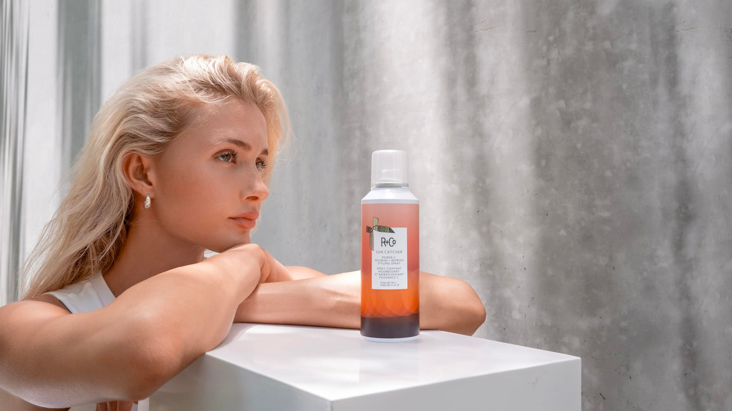 R+Co SUN CATCHER Power C Nourish + Refresh Styling Spray | Vitamin C Leave-In Mist with 450°F Heat, UV & Pollution Protection | Hydrating with Hyaluronic Acid & Vegan Peptides | 5 oz