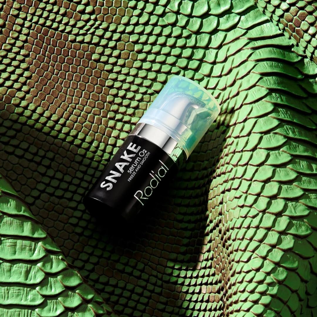Rodial Snake Serum O2 0.2fl.oz High-Performance Serum with Blurring-Effect for Reducing Lines and Wrinkles, Syn-ake Tripeptide for Firming and Smoothing Effect, Hyaluronic Acid for Moisture Retaining