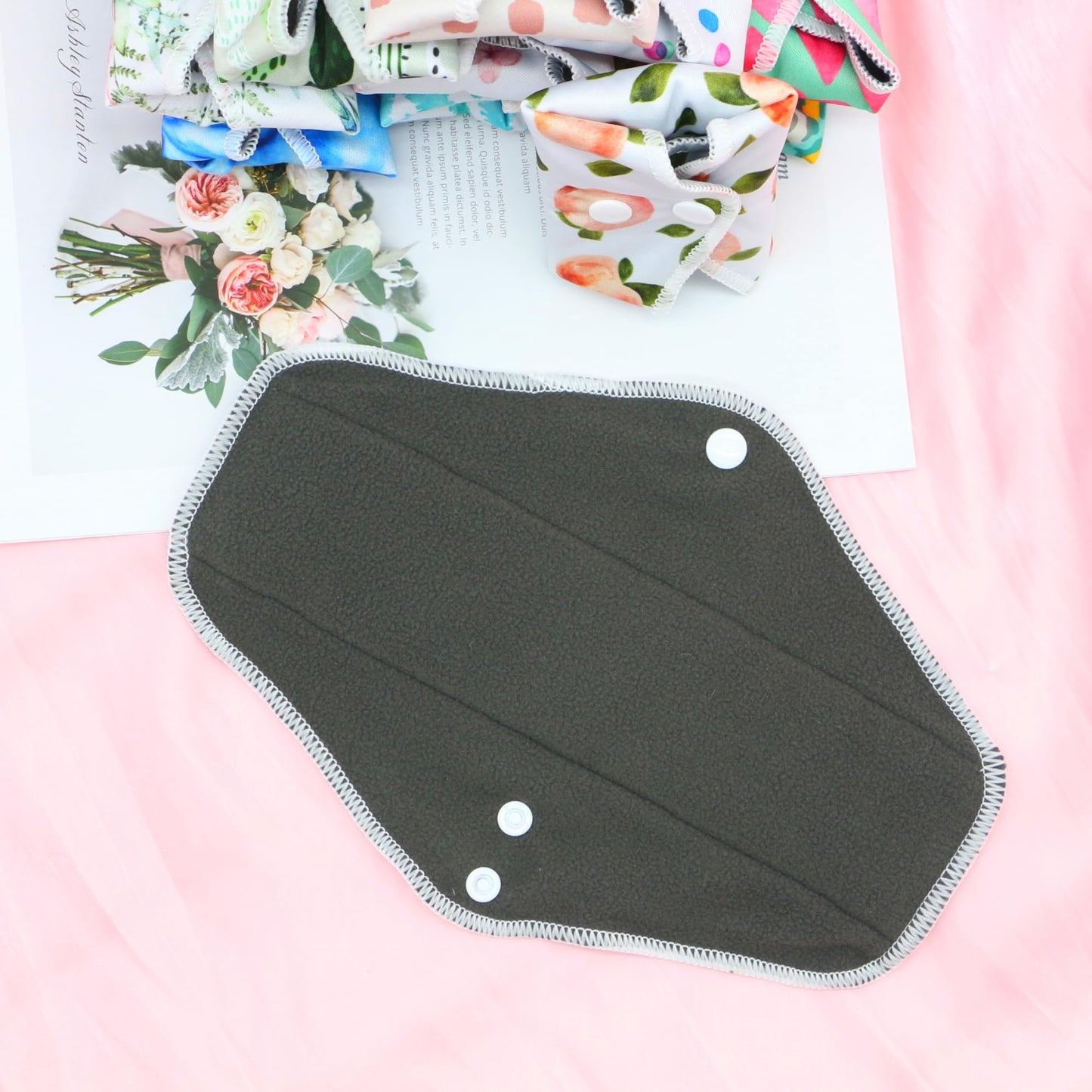 5 pcs Random Prints Reusable Cloth Menstrual Pads Washable Sanitary Pads for Women and Girls(5M-randompads)