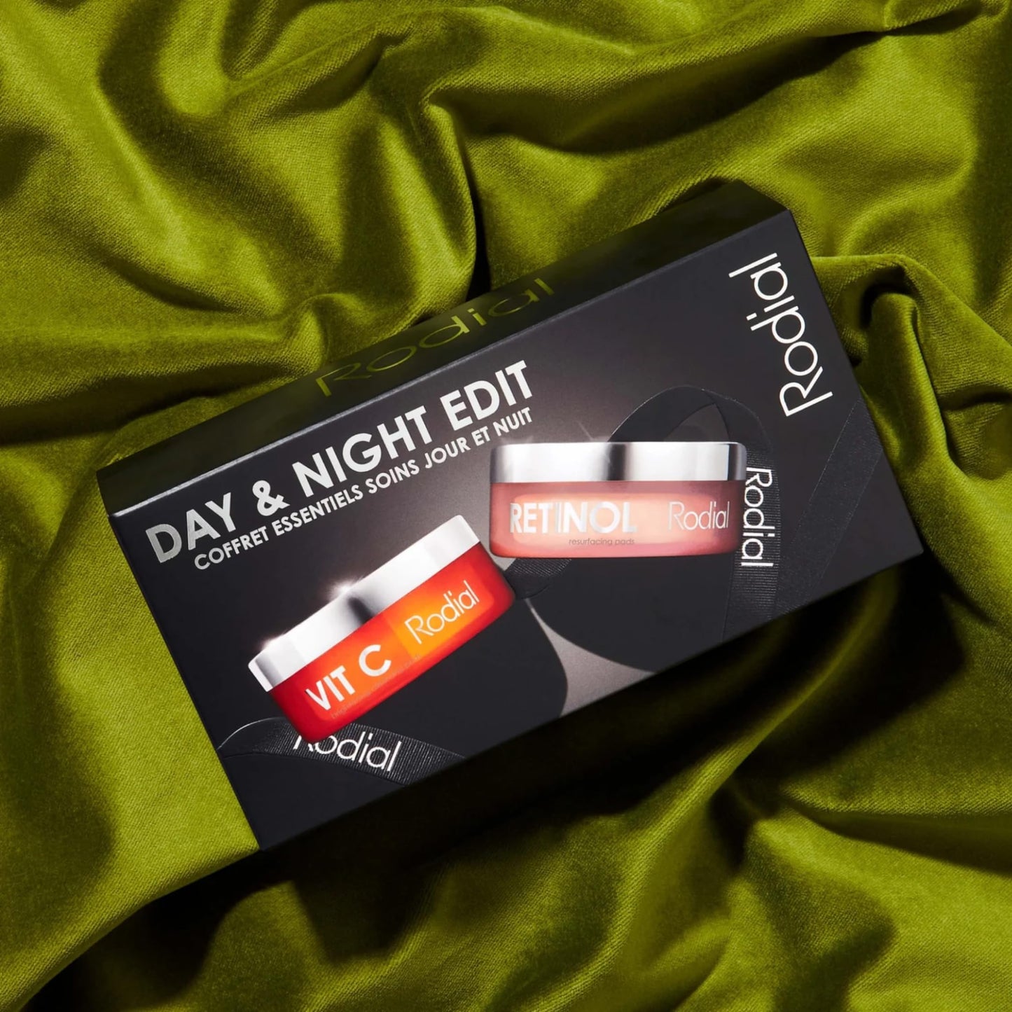 Rodial Day Night Edit - Vit C Pads (20 pads) + Retinol Resurfacing Pads (20 pads) | Retexturising, Smoothing and Illuminating Skincare Kit