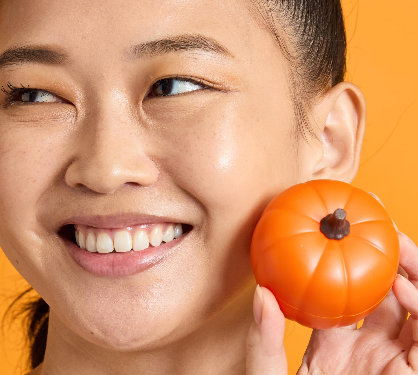 TONYMOLY Plump-kin Retinol Eye Cream – Hydrating & Firming Korean Eye Cream with Pumpkin & Ginger Extracts – Reduces Puffiness, Fine Lines & Wrinkles for Bright, Youthful Under Eyes, 30g