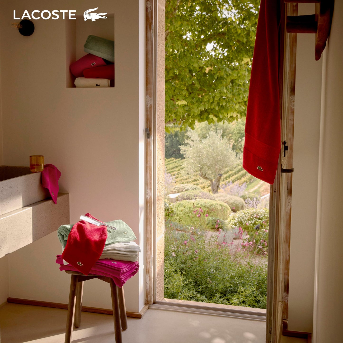 Lacoste Heritage 100% Supima Cotton Wash Cloth, Croc Green, 13" x 13" – Highly Absorbent & Quick Drying, Premium Super Soft Bath Towel, Bathroom Essential, Gift for All Occasions, Machine Washable
