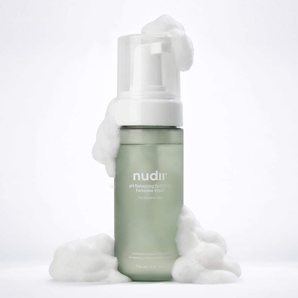 nudir pH Balancing Feminine Wash – Gentle Foaming Cleanser with Salvia Essential Oil | Mildly Acidic, Vegan, EWG Green Formula for Daily Care – 220g