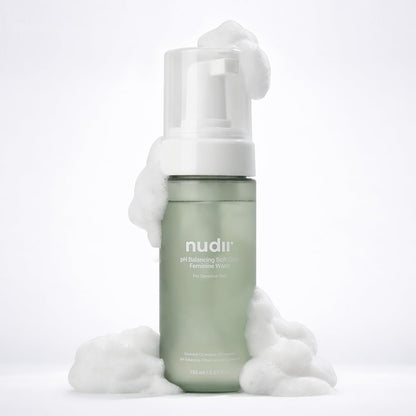 nudir pH Balancing Feminine Wash – Gentle Foaming Cleanser with Salvia Essential Oil | Mildly Acidic, Vegan, EWG Green Formula for Daily Care – 220g