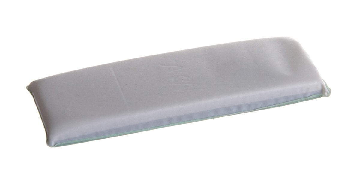 Medline Disposable Vinyl IV Armboard, No Straps, Infant, 2" x 6", Pack of 1