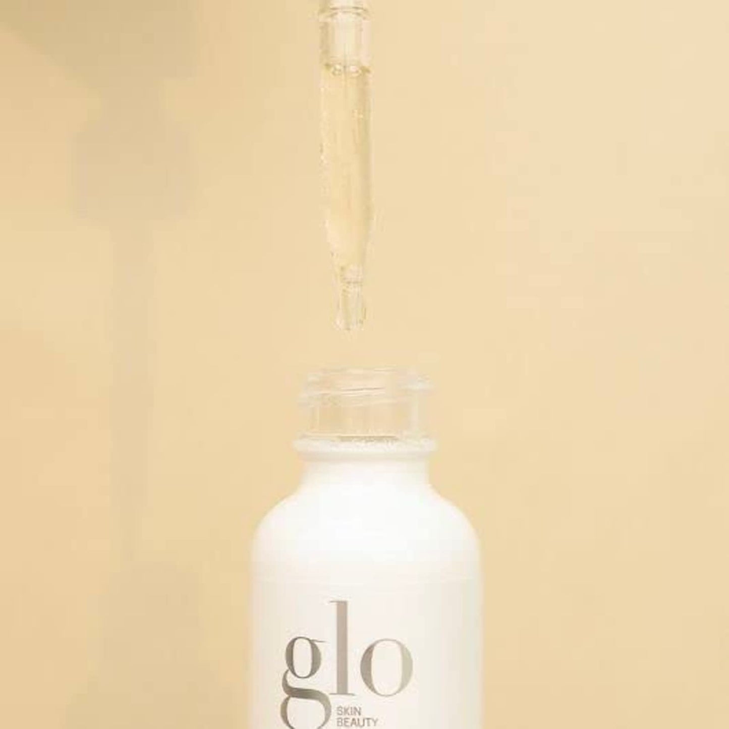 Glo Skin Beauty C-Shield Anti-Pollution Drops Travel Size, Offers Advanced Anti-Pollutant and Blue Light Protection for Improved Complexion Clarity and Renewed Radiance (0.43 Fl Oz)