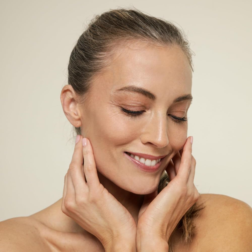 Germaine de Capuccini - Anti-Aging Firming Face Cream | Timexpert Lift (IN) Supreme Definition | Hydrating Moisturizer to Lift and Tighten Skin | V-MATRIX (Oligosaccharides + Peptides) - 1.7 Fl Oz