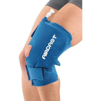 Aircast Cold Therapy Universal Fit Knee Cryo and Cuff with Gravity-Fed Non-Motorized Cooler for Maximum Cryotherapy (Blue, Medium)