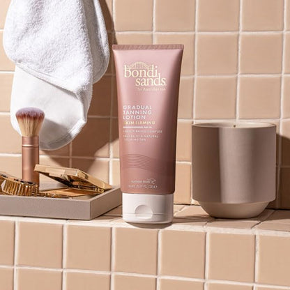Bondi Sands Gradual Tanning Lotion, Low Level Tanning Actives Develop a Natural-Looking Self Tan for Everyday Glowing Skin, 150 mL, 5.07 Fl. Oz.