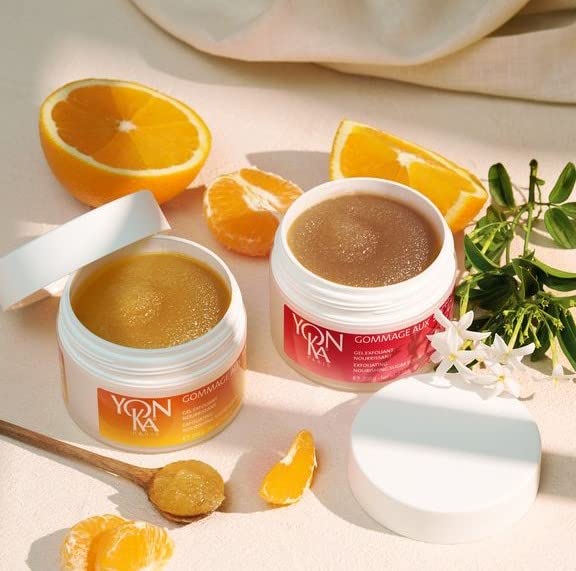 Yon-Ka Mandarin Sugar Scrub | Exfoliating Body Scrub with Brown Sugar and Sunflower Oil | Gentle Natural Ingredients Hydrate and Moisturize Dry Skin | Sweet Orange and Citrus Scent | 7.05 oz