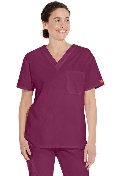 Dickies EDS Signature Scrubs for Women and Scrubs for Men, Unisex One Pocket V-Neck Top in Soft Brushed Poplin 83706