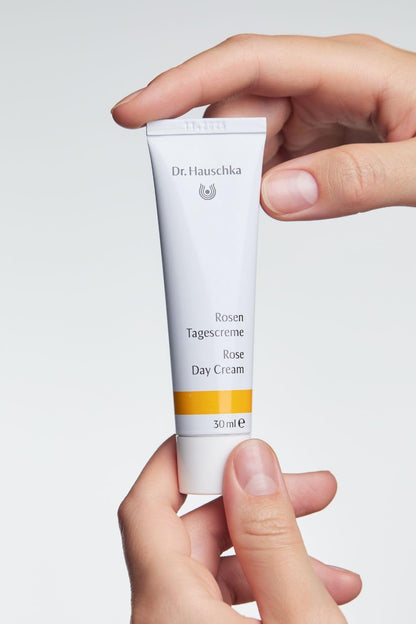 Dr. Hauschka Rose Day Cream, Daily Moisturizer, 1.0 US fl oz, For Dry, Sensitive, Red Skin, With Shea Butter & Avocado Oil