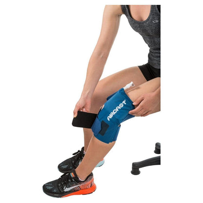 Aircast Cold Therapy Universal Fit Knee Cryo and Cuff with Gravity-Fed Non-Motorized Cooler for Maximum Cryotherapy (Blue, Medium)