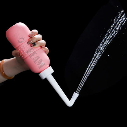 Wolfbeam Portable Hand-held Vulva and Anus Cleaner and Personal Health Vaginal Washing Container, Travel Urinal Spray Scrubber for Personal Hygiene (Pink+Green 450ML)
