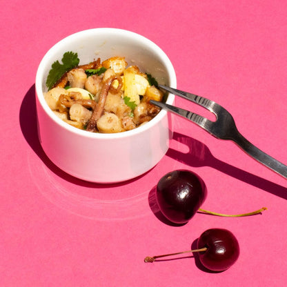 Spanish Octopus Canned in Garlic Sauce | Wild Caught, B Vitamins, Omega-3 | Tinned Seafood by Ati Manel | 1 x110g Can