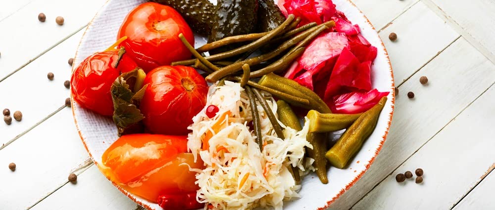 Sanniti Hot Pickled Okra | Infused with Crushed Red Pepper | Crunchy and Fiery Heat | 14.5 oz
