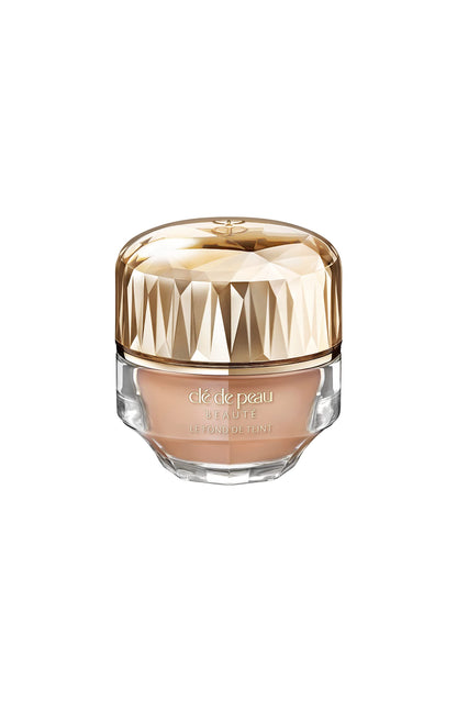 Cl%C3%A9 Peau Beaut%C3%A9 Foundation Light