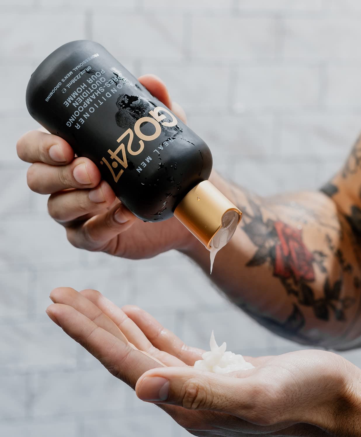 GO247 Daily Conditioner – Professional Size Hydrating Formula for Men – With Vitamin E & Menthol to Help Nourish & Refresh – Macadamia Nut & Ginseng Scent, 32 Fl Oz