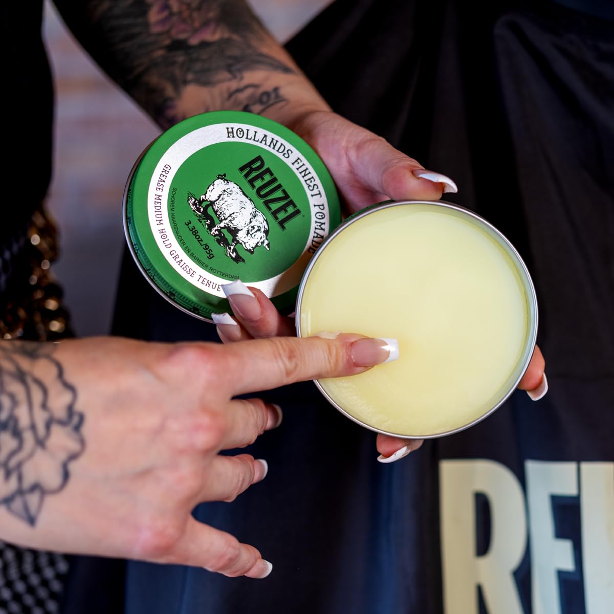 REUZEL Green Grease Pomade, Medium All Day Hold, Oil-Based Styling Wax, Medium Shine, Easy To Wash Out, For All Hair Types
