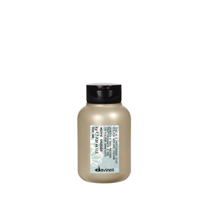 Davines This Is A Texturizing Dust Powder, Medium Hold Instant Volume - Volume Powder for Root Lift - Creates Matte Texture & Grip, 0.28 oz