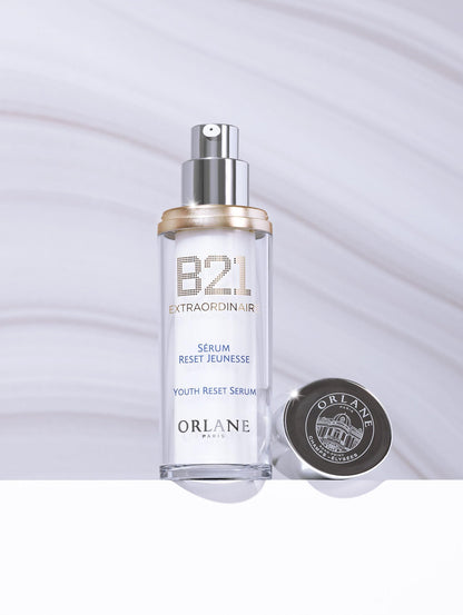 Orlane – B21 Extraordinaire Youth Reset Serum, Advanced Anti-Aging Serum with Youth Reset Complex™, Smooths Wrinkles, Firms & Brightens Skin, Weightless Silky Texture, Daily Youth-Boosting Treatment