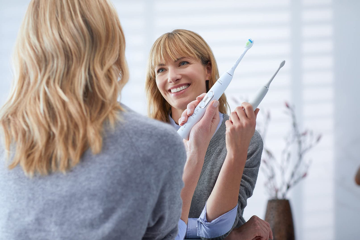 Philips Sonicare ProtectiveClean 6500 Rechargeable Electric Toothbrush, with Pressure Sensor, 3 Cleaning Modes, SmarTimer and QuadPacer, 14-Day Battery Life, Charging Travel Case, Pink, HX6462/06