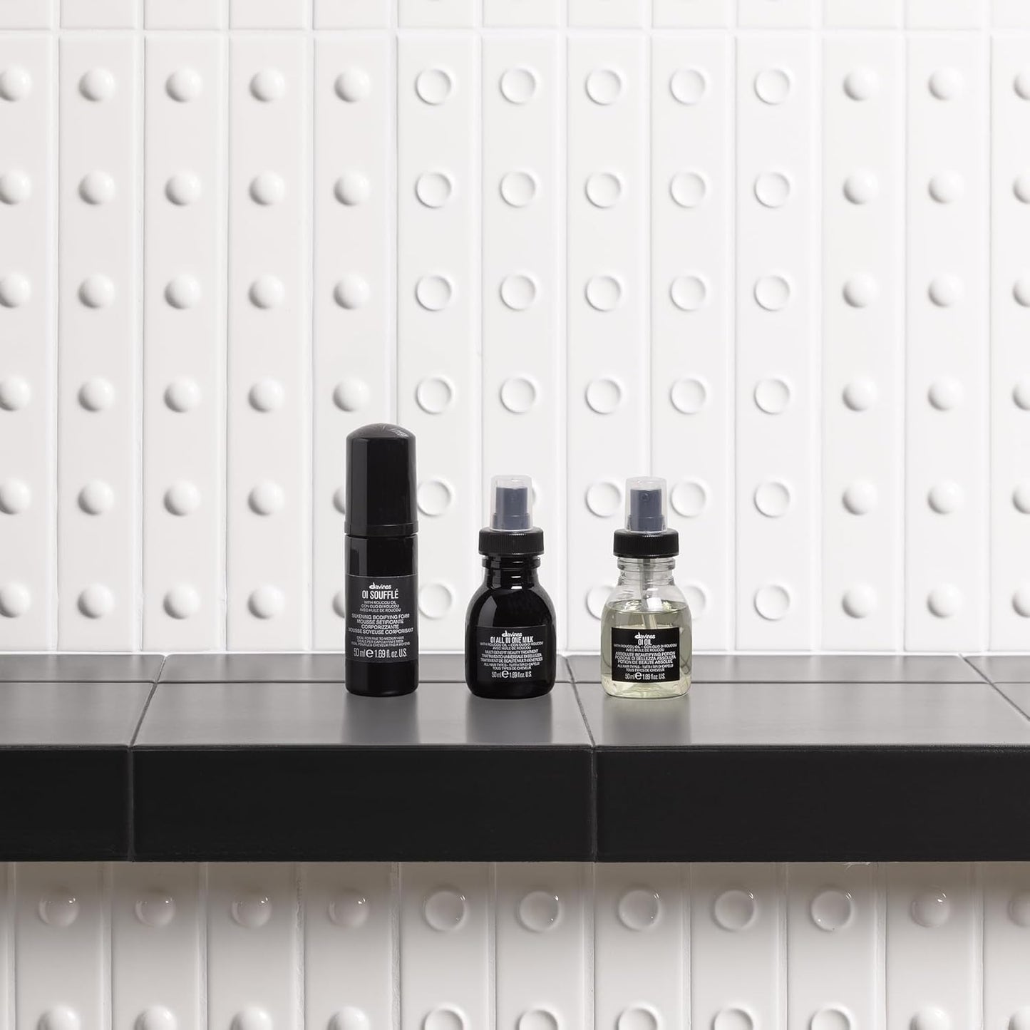 Davines OI Soufflé Perfect for Fine Hair, Liquid-to-Foam Leave-In For Fuller and Shinier Hair Feeling Silky and Soft