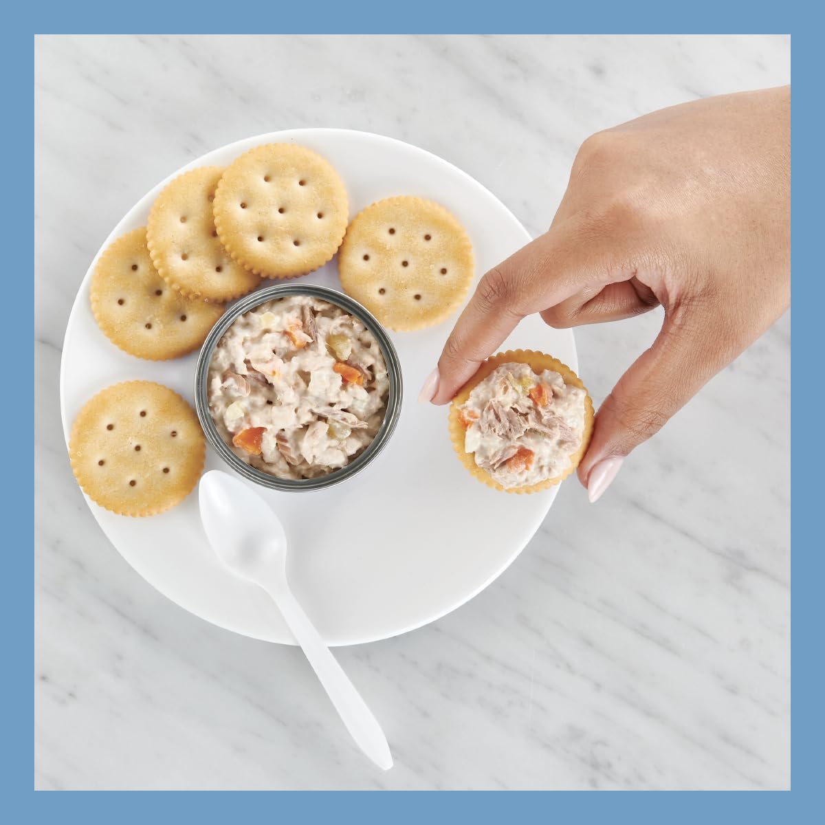 StarKist Snack-To-Go Ready to Eat Meals Tuna Salad Kit, 3.6 oz (1 Pack) Classic Tuna Salad with Crackers Kit