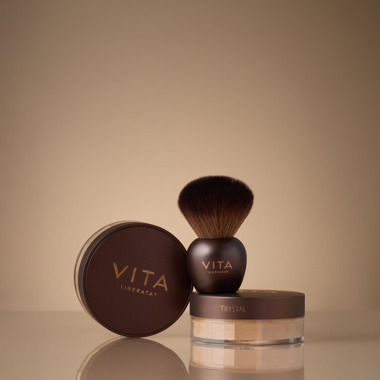 VITA LIBERATA Trystal Loose Bronzing Mineral Powder No.1, Shade Sunlight, Bronzer & Contour for Natural Sunlit Glow, Paraben Free, Suitable for fair skintones, Vegan and Cruelty Free