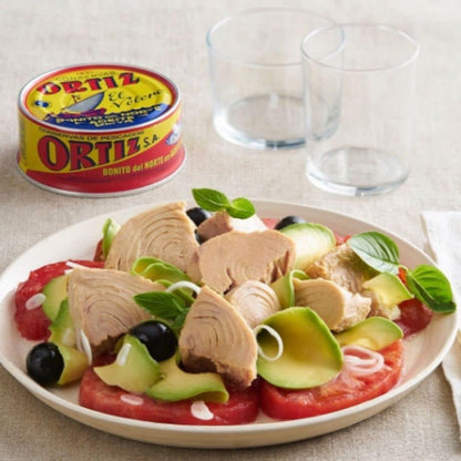 Ortiz White Tuna in Olive Oil, Fresh Tender Slices, Spanish Wild Caught Tuna, High in Protein and Omega 3 Fats, Excellent in Salad, Pasta or Sandwiches - No Need to Add Mayo, 8.81oz Can