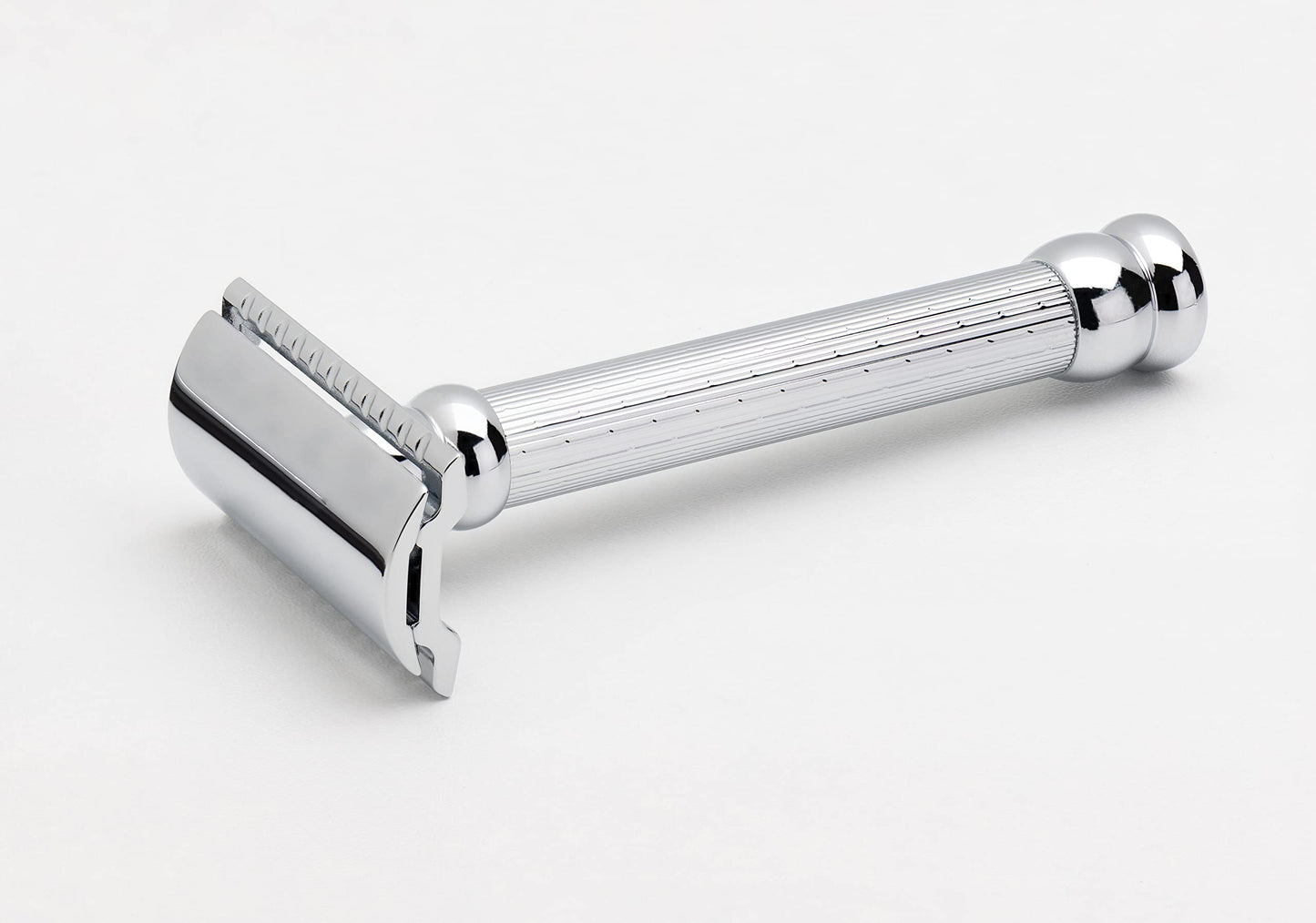 MERKUR 47C Double Edge Safety Razor – Long Handle Three-Piece Straight Cut Razor, Bright Chrome Finish, Engine-Turned Grip, Smooth Shave, Designed & Made in Germany