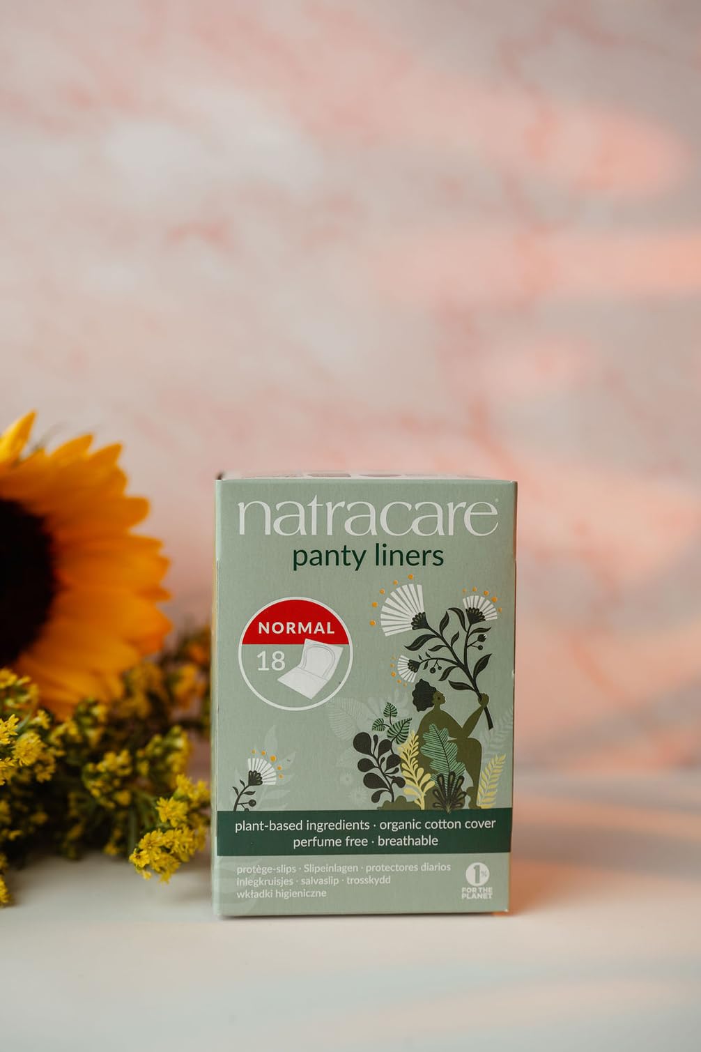 Organic & Natural Panty Liners,Normal Natracare 18 Liners Box