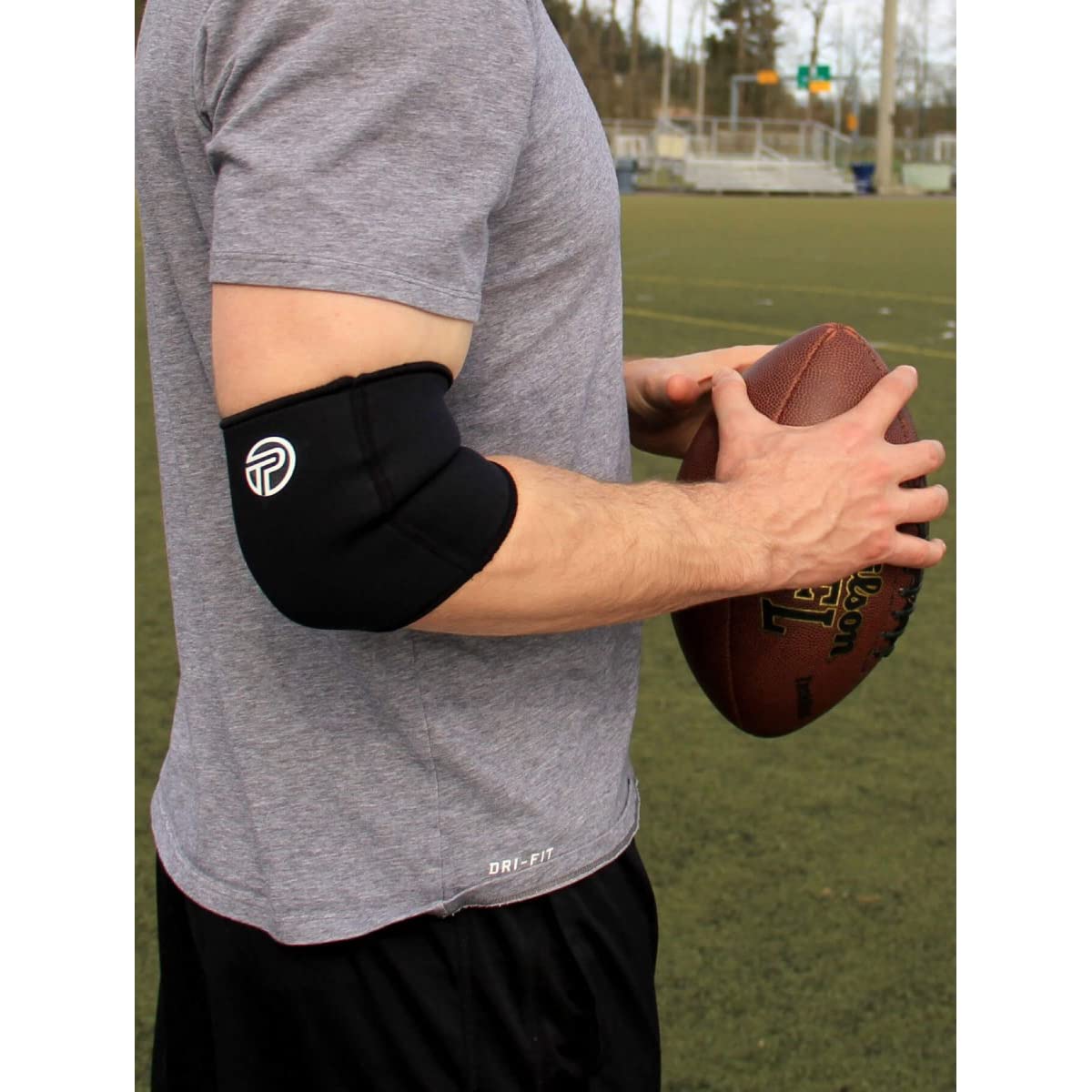 Pro-Tec Athletics Elbow Sleeve, Elbow Brace, Compression Sleeve, Pain Relief, Men & Women, Tennis Elbow Support, Easy to Use, Working Out