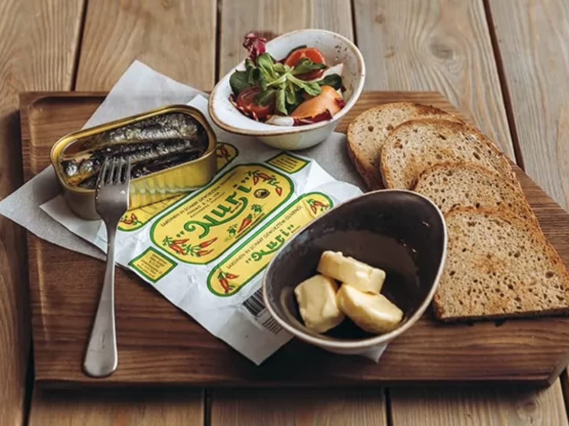 NURI Portuguese Sardines in Spiced Tomato Sauce - 10 Pack - (4.4 oz cans)