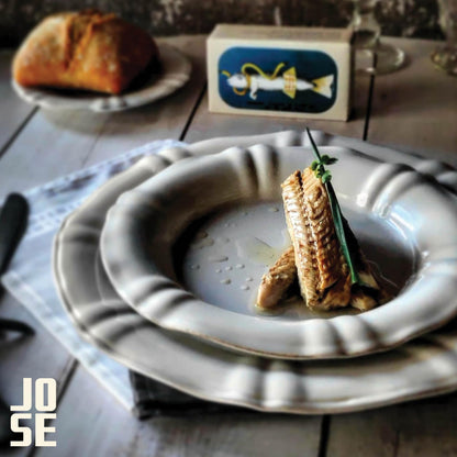 Canned Mackerel Fillets in Olive Oil by Jose Gourmet, Wild Caught Portuguese Mackerel, Tinned Fish in Olive Oil, High Protein Sustainable Seafood Snacks, Omega 3, Fair Trade, 125g Can