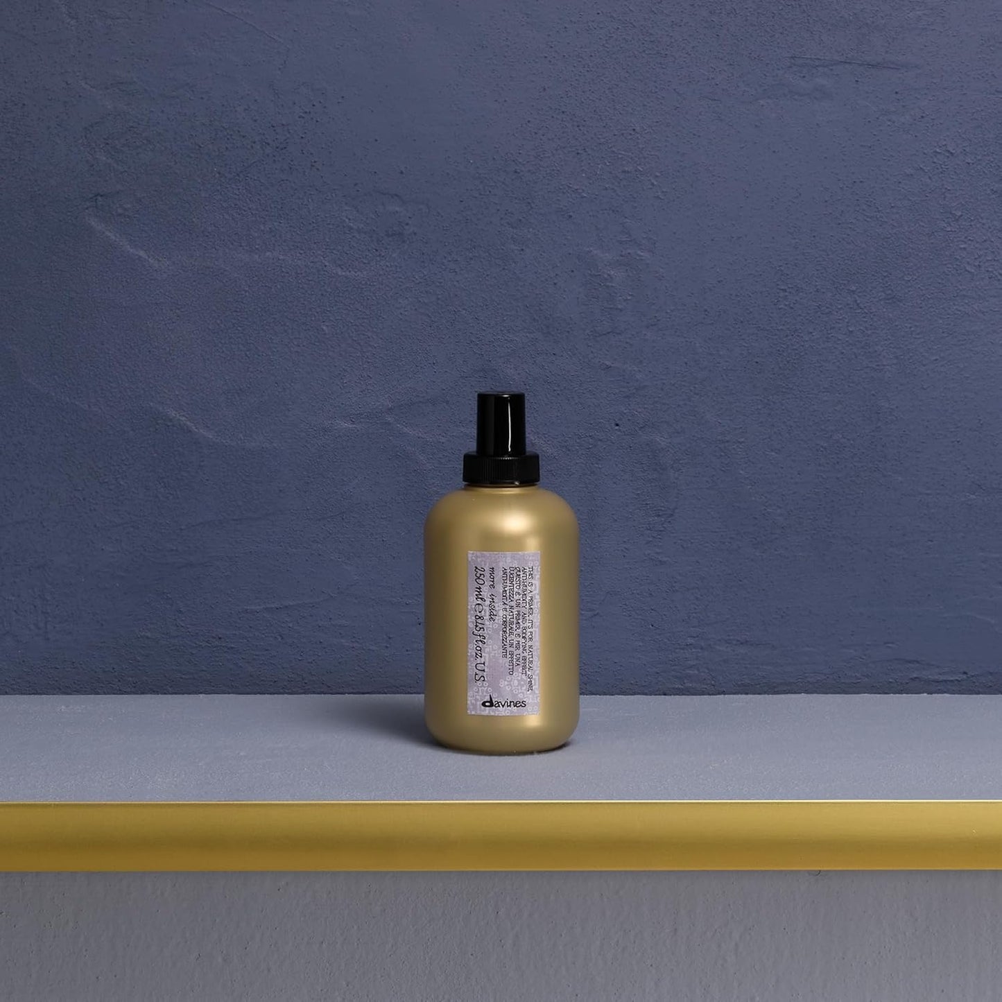 Davines This Is A Blow Dry Primer, No Hold Volume & Anti-Humidity Spray - Preps Hair for Styling, Protects from Heat & Adds Natural Shine, 8.45 Fl Oz