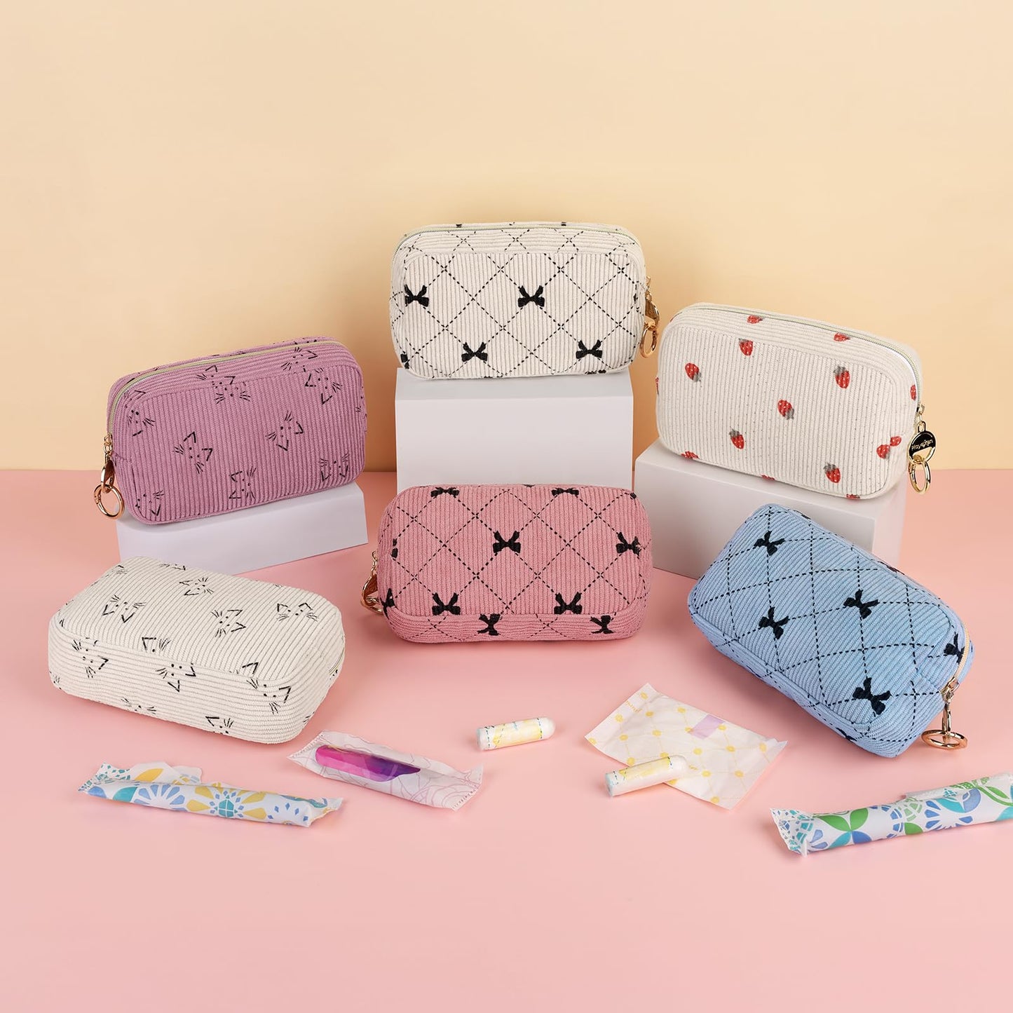 Corduroy Tampon Holder for Purse, Cute Period Bag with Ring Buckle, Portable Tampon Bag Organizer Case for Feminine Products (Cats-Pink)