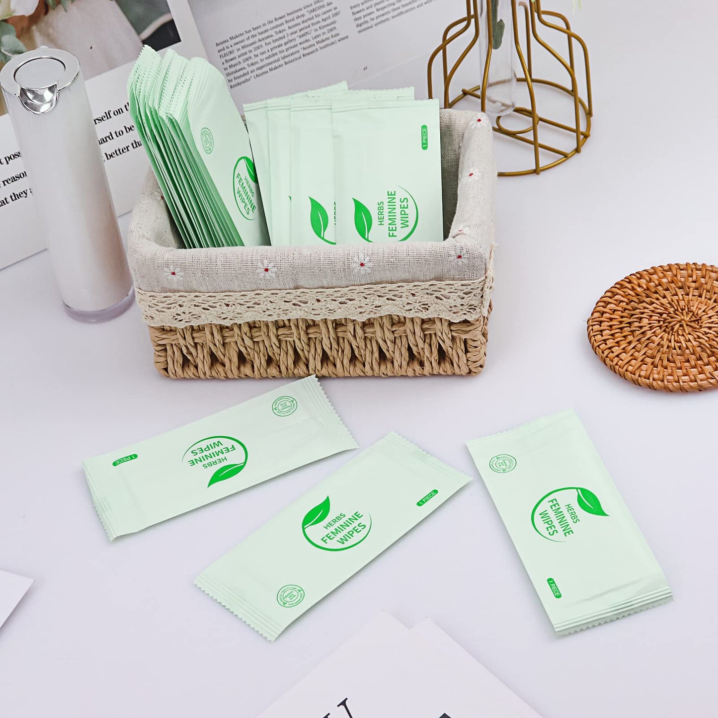 Individually Wrapped Personal Hygiene Wipes,100 Pack Feminine Wipes Travel,Plant Extracts,Travel Essential Easy to Carry,Hygiene Wipes for Women to Give Loved Ones Friends Homeless People,Large