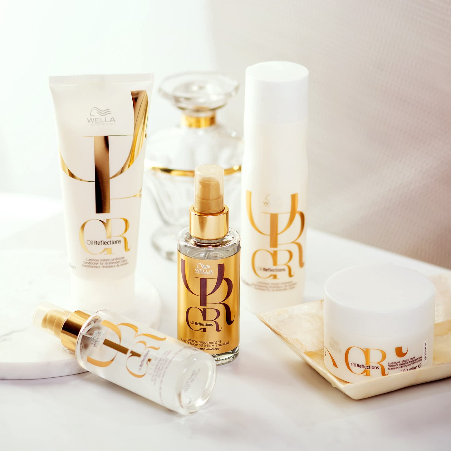 Wella Professionals Oil Reflections Luminous Reveal Shampoo | Nourishing Botanical Oils for Soft, Smooth Hair with Shine