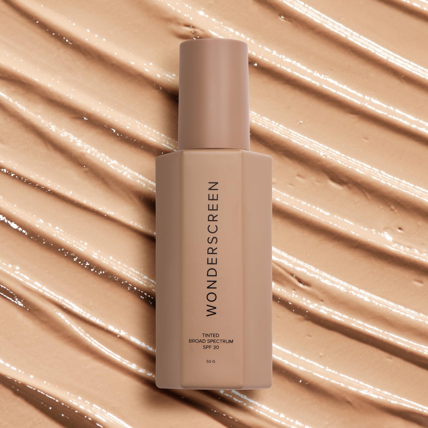 DIME Beauty Tinted Glow Wonderscreen SPF 30, Mineral Sunscreen for Face with 19% Zinc Oxide, Tinted Moisturizer with SPF, 50 g (Medium)
