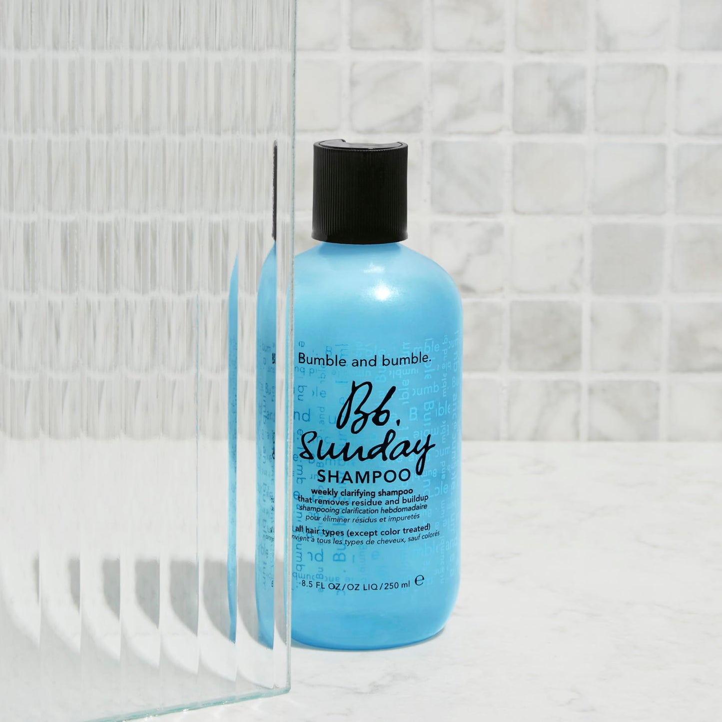 Bumble and bumble. Sunday Weekly Clarifying Shampoo | Gently Deeply Cleanses | Removes Residue Excess Oil + Pollutants | Scalp Care | For All Curly, Wavy, Straight Hair Types