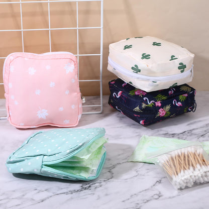 4 PCS Sanitary Napkin Storage Bag, Menstrual Pad Zipper Period Pouch Portable Period Bag Panty Liners, Pad Pouch with Zipper for Women Ladies Daily Use Purse Travel(Flamingo,4 Patterns)