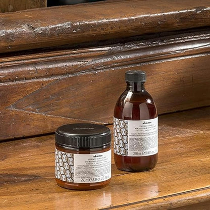 Davines Alchemic Conditioner Tobacco, Color Depositing Cream for Light Brown & Medium Brunette Hair - Intensifies & Hydrates Brown Tones with Jojoba Oil, 8.45 Fl Oz