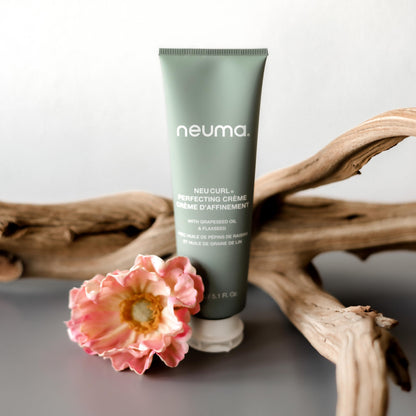 NEUMA Neu Curl Perfecting Creme 5.1 Fl. Oz. Curl Cream with Coconut Hibiscus Scent, Lightweight, Nourishing Curl Defining Cream, Curl Cream for Wavy Hair Anti Frizz Formula