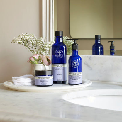 Neal's Yard Remedies Rejuvinating Frankincense Toner, Facial Toning Lotion, Hydrates, Refines & Primes, Vegan & Cruelty-Free, 200ml