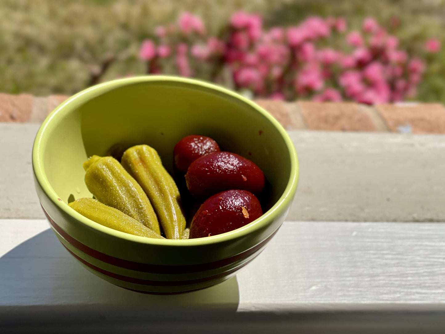 Sanniti Hot Pickled Okra | Infused with Crushed Red Pepper | Crunchy and Fiery Heat | 14.5 oz