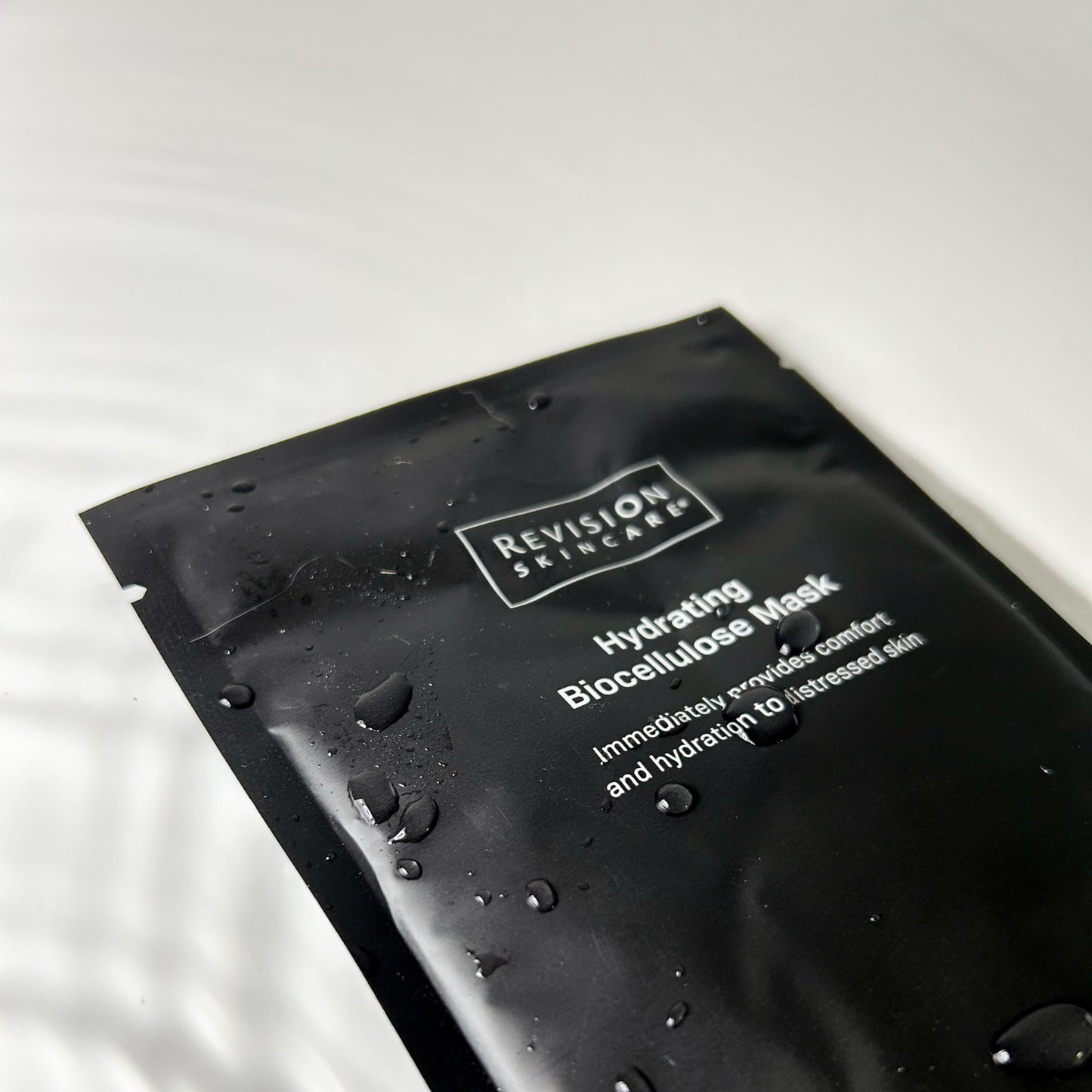 Revision Skincare Hydrating Biocellulose Mask, Soothing Treatment for Sensitive, Dry, and Irritated Skin, Reduces Discomfort and Enhances Skin Barrier Recovery, 1 Sheet